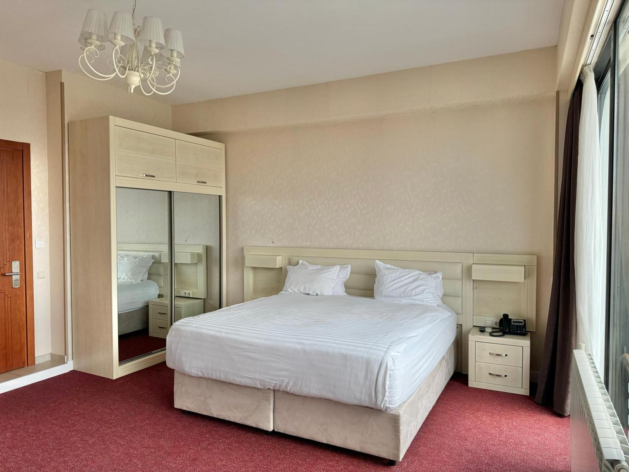 Full Comfort Apartment At Chavchavadze Tbilisi Eksteriør billede